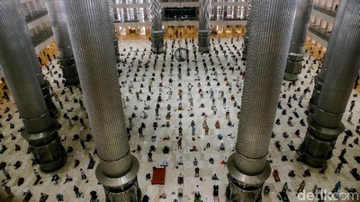 Masjid Istiqlal Kembali Gelar Salat Jumat