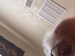 Potret Kocak Orang Tua Gaptek, iPad Dikira Talenan