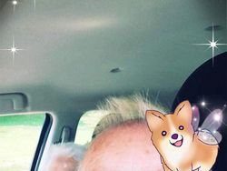 Potret Kocak Orang Tua Gaptek, iPad Dikira Talenan