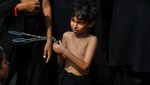 Ritual Asyura Digelar di Jalan Pakistan