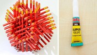 Lem SuperLem super ternyata secara tidak sengaja ditemukan ketika seorang bernama Harry Coover, seorang ahli kimia Amerika, dan timnya mencoba mengembangkan bahan untuk membuat lem plastik tembak. Kini lem tersebut menjadi produk komersial yang sangat populer, bahkan pada tahun 1985 dan menghasilkan keuntungan penjualan sekitar US$ 2,5 miliar atau sekitar Rp 35,7 triliun. (© Pixabay, © Glsysrp/Wikimedia)