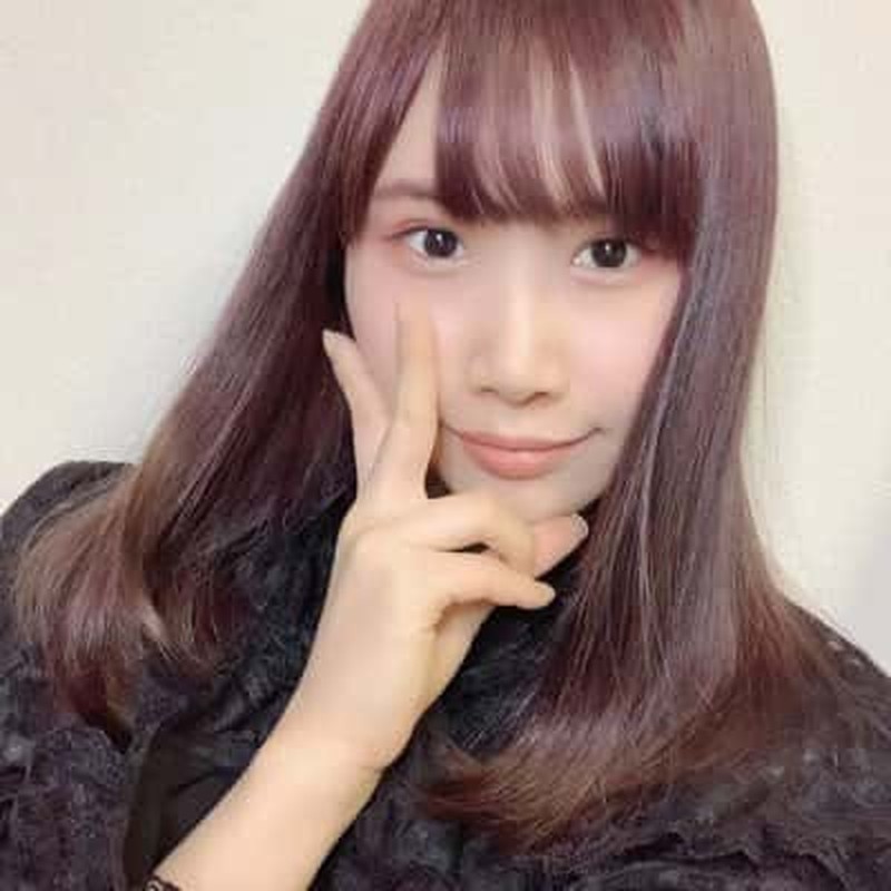 Jaclyn Castaneda adalah wanita kebangsaan Amerika yang mengisi suara Wanwan dan Commander Eva. Foto: Instagram/@princessa_jaq

Yang menjadi announcer di Mobile Legends berbahasa Inggris adalah Christina Vee. Foto: https://www.cristinavee.com/