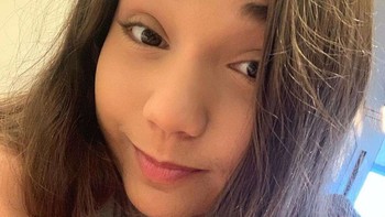 Jaclyn Castaneda adalah wanita kebangsaan Amerika yang mengisi suara Wanwan dan Commander Eva. Foto: Instagram/@princessa_jaq