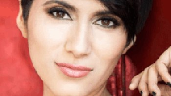 Yang menjadi announcer di Mobile Legends berbahasa Inggris adalah Cristina Vee. Foto: https://www.cristinavee.com/