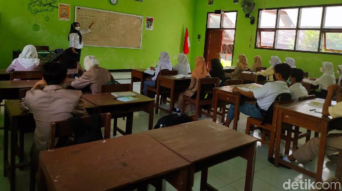 sekolah tatap muka di ponorogo