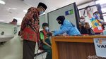 Senangnya Walkot Bandung Lihat Pelajar Antusias Ikut Vaksinasi