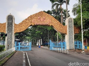 Hari Pertama Buka, TMII Sangat Sepi