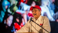 Mahathir akhirnya mengundurkan diri secara tiba-tiba pada 24 Februari 2020 setelah kehilangan dukungan dari Partai Bersatu di parlemen. Ulet Ifansasti/Getty Images.