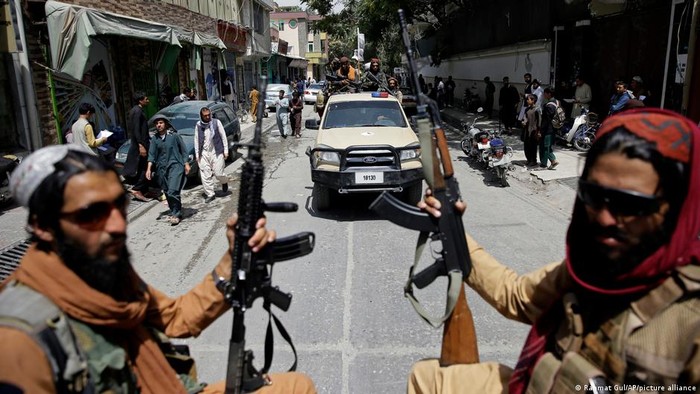 Apakah Moskow Akan Bersalaman dengan Taliban di Kabul?