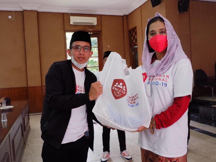 Ayu Azhari