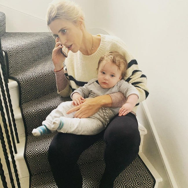 Ibu dua anak yang mahir berbahasa Inggris, Prancis, Italia juga percakapan Rusia, Arab, Spanyol, dan dasar Mandarin ini lulus sebagai mahasiswa berprestasi dari Universitas Yale. Foto: Instagram @clarissawardcnn