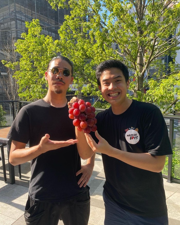 Doyan Buah, Jerome Polin Pernah Makan Anggur Termahal di Dunia Doyan Buah, Jerome Polin Pernah Makan Anggur Termahal di Dunia