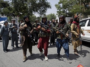 Taliban Janji Selidiki Kekejaman Anggotanya, Evakuasi Afghanistan Tersulit