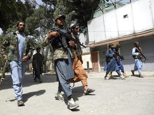 Viral Gaya Hypebeast Pasukan Taliban, Pakai Outfit Hampir Rp 100 Juta