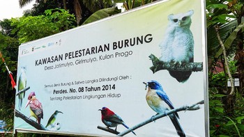 Untuk melindungi burung-burung di desa ini telah dibuat perdes pelarangan penangkapan atau perburuan burung-burun liar.