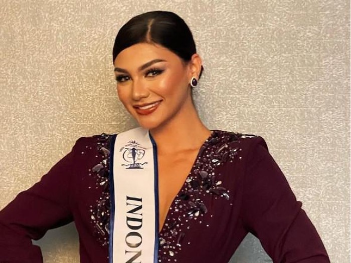 Jihane Almira Mengikuti Kompetisi Miss Supranational Jihane Almira Mengikuti Kompetisi Miss Supranational