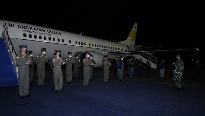 KSAU Marsekal TNI Fadjar Prasetyo mengapresiasi personel TNI AU yang berhasil mengevakuasi WNI dari Afghanistan. (dok Dispenau)