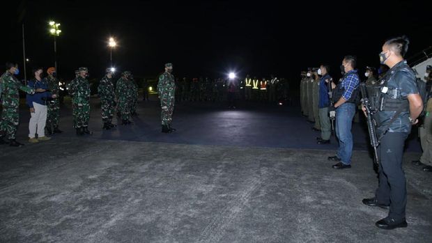 KSAU Marsekal TNI Fadjar Prasetyo mengapresiasi personel TNI AU yang berhasil mengevakuasi WNI dari Afghanistan. (dok Dispenau)