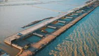 Pembangunan jembatan Pelabuhan Patimban sedang berlangsung.Foto: Dok. PT Wijaya Karya (Persero) Tbk