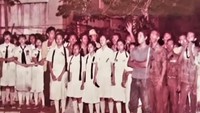 Pengalaman kuliah di UI selama 5 tahun membuat Sri Mulyani belajar berpikir positif, tidak pilih-pilih teman, kompak, berusaha menjadi lebih baik, dan terus maju ke depan.Foto: instagram.com/smindrawati