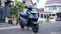 Daftar Harga 13 Motor Listrik Penerima Subsidi Rp 7 Juta