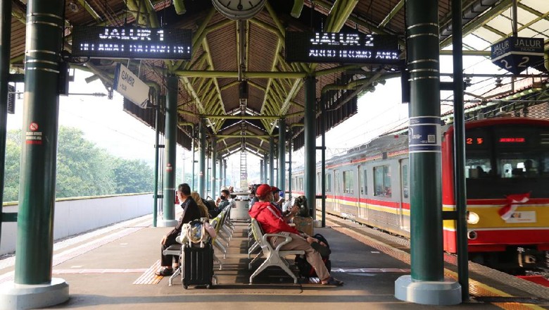 Perhatikan Persyaratan KA Jarak Jauh, Batal Berangkat Tiket Diganti 100% Perhatikan Persyaratan KA Jarak Jauh, Batal Berangkat Tiket Diganti 100%