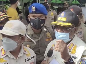 Momen Adu Mulut Kader NasDem vs Satpol PP Gegara Acara Vaksinasi Dibubarkan