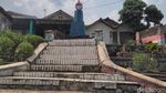 Foto: Tugu Gojali Buntung yang Bersejarah namun Terbengkalai