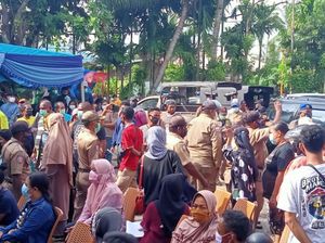 Ricuh, Vaksinasi COVID Massal NasDem di Sorong Dibubarkan Satpol PP