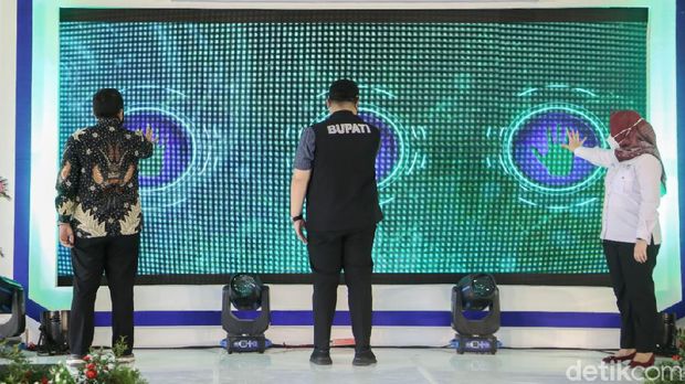 Bupati Kediri meresmikan gedung baru RS HVA Toelongrejo
