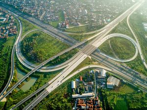 Peran Infrastruktur dalam Kemajuan, Nasionalisme, dan Persatuan Bangsa