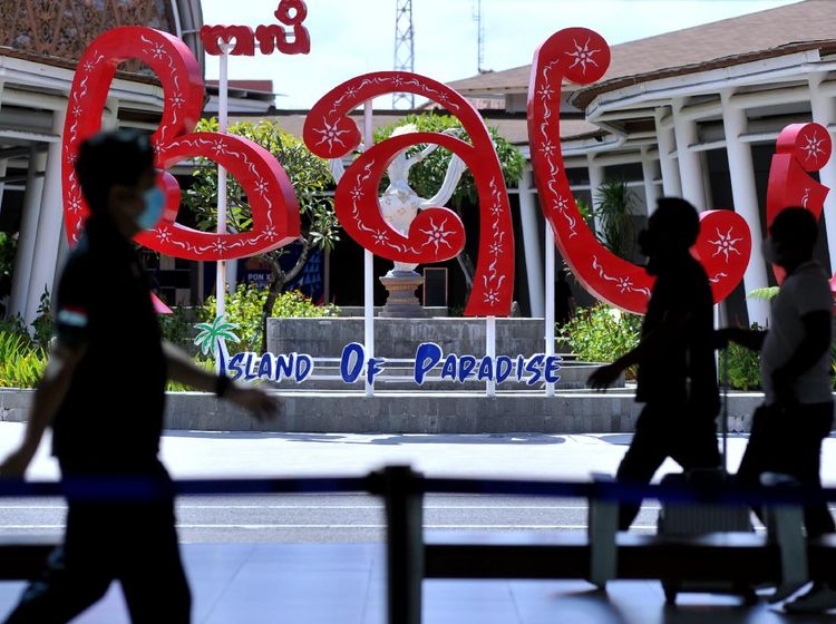 PPKM Jawa-Bali Diperpanjang, Turis Boleh Masuk RI dari 4 Bandara Ini