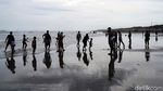 Kangen Piknik, Warga Datangi Pantai Parangtritis Bantul