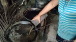 Kisah Tunanetra Penderes Nira di Kulon Progo