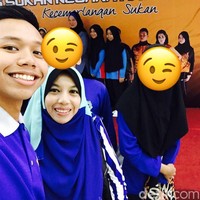 Akmal mengutarakan alasannya mendekati sang guru. Alhamdulillah sejauh ni yang menarik perhatian saya adalah kelembutan suaranya. Istri saya juga dikenali di sekolah karena kemanisan wajahnya, tuturnya. Foto: Dok. pribadi Akmal Yusof.