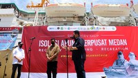 Turut hadir Direktur Utama PT PELNI (Persero) Insan Purwarisya L Tobing yang juga disaksikan oleh Menteri Perhubungan Budi Karya Sumadi dan Menteri BUMN Erick Thohir. 