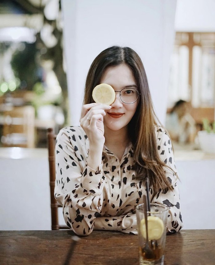Nella Kharisma Pernah Pose Jualan Teh Manis hingga Make Up dengan Wajan