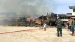 Puluhan Kamar Penginapan di Pantai Santolo Garut Terbakar