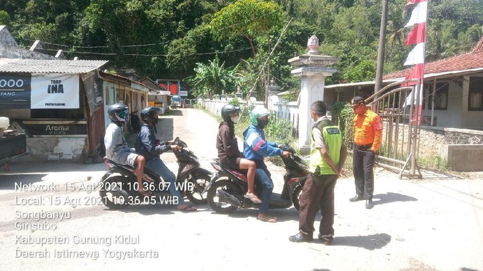 Ribuan Wisatawan ke Gunungkidul Ribuan wisatawan ke Gunungkidul