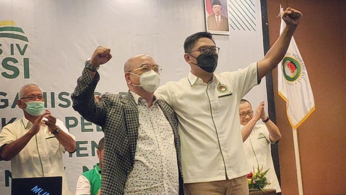 Sepatu Bunut