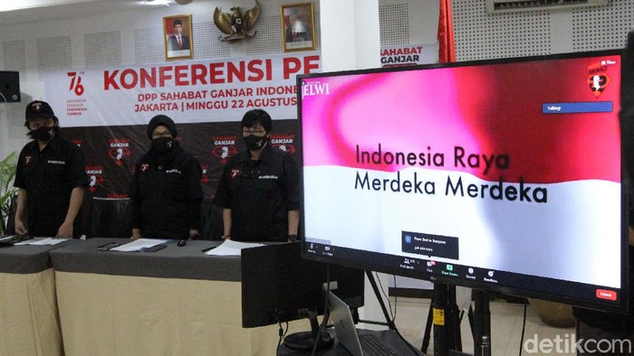 Sahabat Ganjar yang tersebar di 34 provinsi mendeklarasikan dukungannya kepada Ganjar Pranowo untuk RI-1 2024. Salah satunya dilakukan di Jakarta.