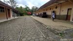 Bekas Stasiun Kereta Api Jadi Gedung Sekolah, Masih Ada Bekas Rel Lho