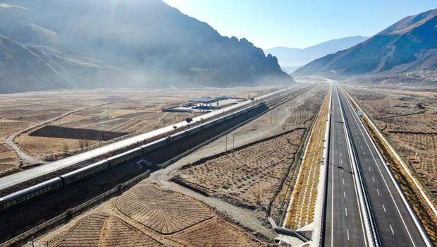 Xinjiang-Tibet Highway, jalan bebas hambatan tertinggi di dunia. (Dok: The World Company )