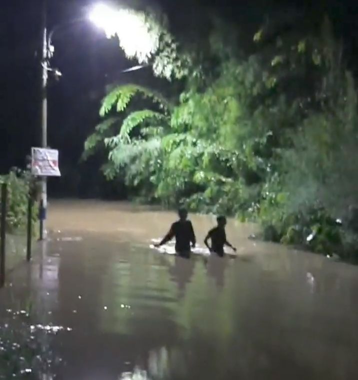 Banjir sempat rendam permukiman di Medan Johor (dok. Istimewa)