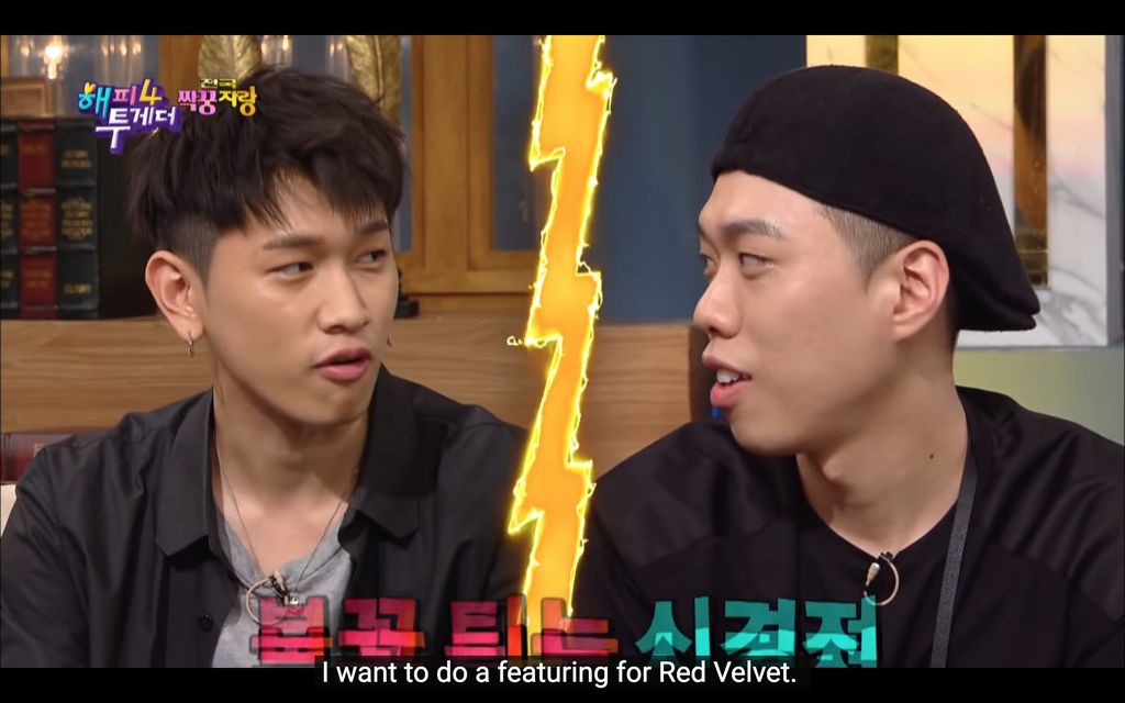 Crush Fans Berat Red Velvet