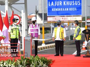 Foto: Anies Dampingi Jokowi Resmikan Tol Pulo Gebang-Kelapa Gading