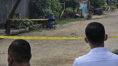 Diduga Bom, Tong Mencurigakan di Bekasi Digaris Polisi