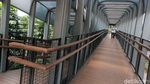 Duh, JPO Instagramable di Sudirman Jadi Korban Vandalisme