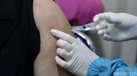 Pelaksanaan vaksinasi ibu hamil mengunakan vaksin buatan Pfizer di Puskesmas Kecamatan Cilandak, dimulai hari ini, Senin (23/8/2021). Setiap hari disediakan vaksin Pfizer dengan kuota 60 dosis.