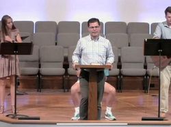 Awas Mata Terkecoh! Lihat Foto Ini dengan Seksama